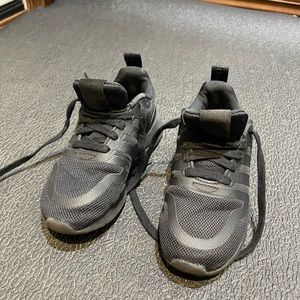 Kids black adidas size 11